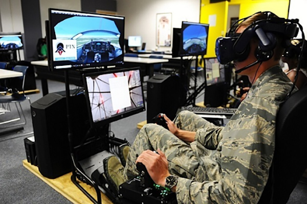 Đào tạo nghiệp vụ cho các chiến sĩ, bộ đội bằng công nghệ VR